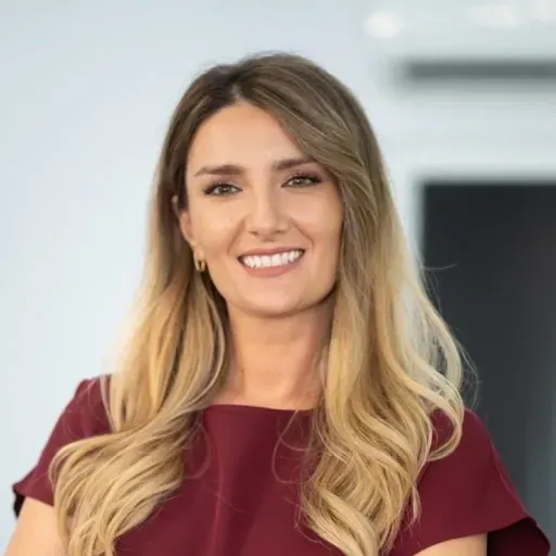 Dr. Bianca Enachita
